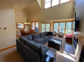 Quicksilver 1665 by Summit Cove Keystone